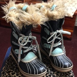 SOREL  black and teal blue rain and snow boots